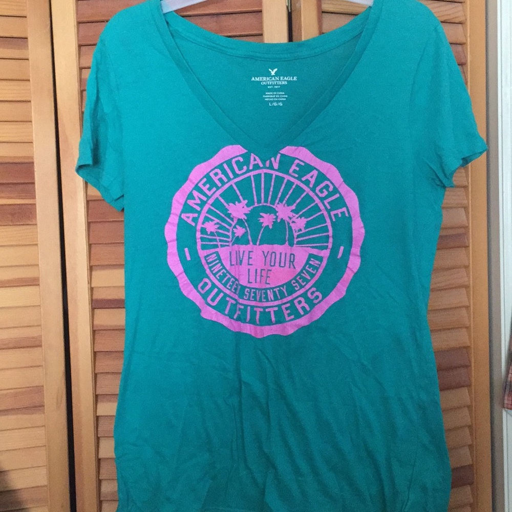 American Eagle T-shirt
